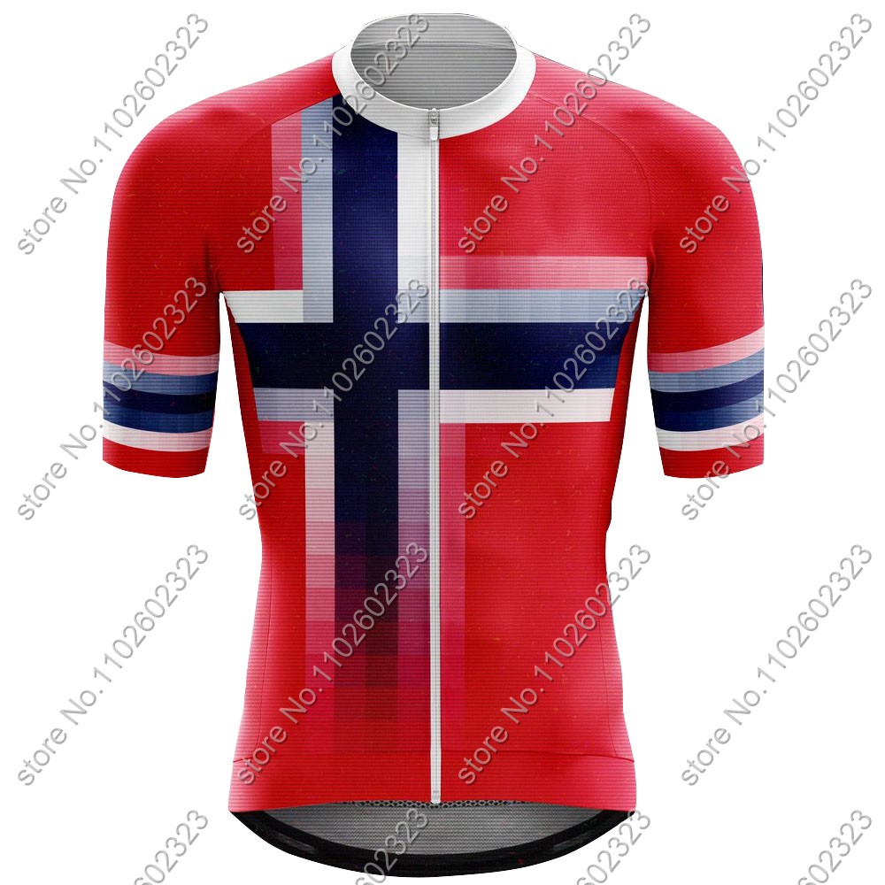 طقم جيرسي وشورت لركوب الدراجات - مراجعة Cycling Community وسعره